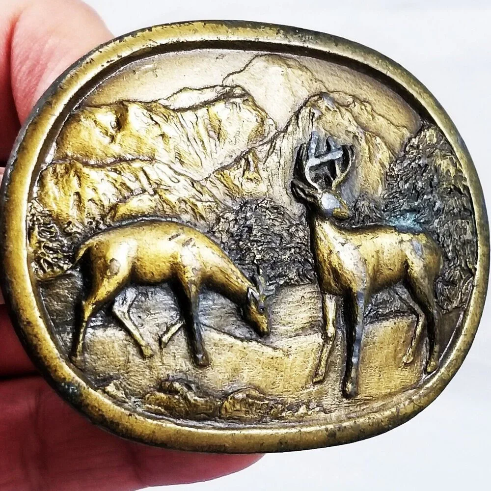 Vintage‎ Indiana Metal Craft Deer Buck Belt Buckle Wildlife Nature Scene